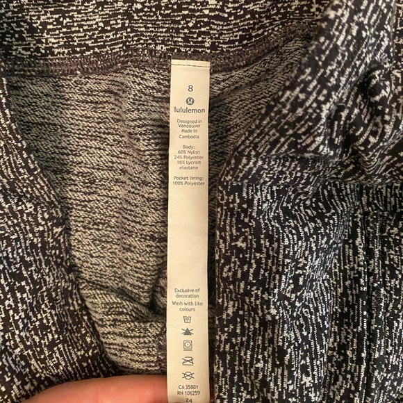 Lululemon Ready To Rulu Pant in Black and White Jacquard (Size 8) - Picture 5 of 8